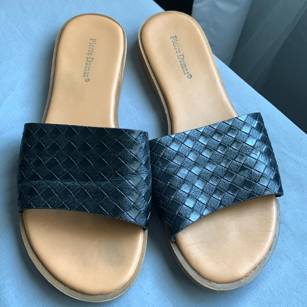 Pierre Dumas slide. Size 6 1/2”  made in China